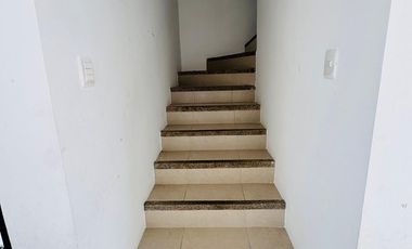 En alquiler casa de 3 dormitorios en urb.Los Geranios 3 en chongon.