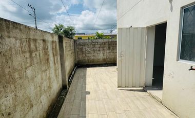 En alquiler casa de 3 dormitorios en urb.Los Geranios 3 en chongon.