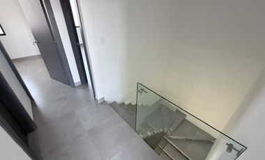 casa Moderna en Alquiler Vía Salitre