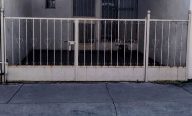 renta casa en privada Fracc. Hacienda la Virgen Irapuato Gto.