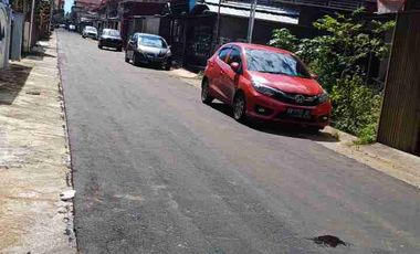 dijual/sewa rumah siap huni semi furnished berlokasi strategis dekat supermarket dan rumah sakit di jl. sungai raya dalam