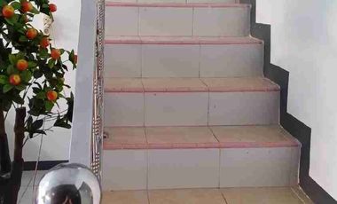 dijual/sewa rumah siap huni semi furnished berlokasi strategis dekat supermarket dan rumah sakit di jl. sungai raya dalam