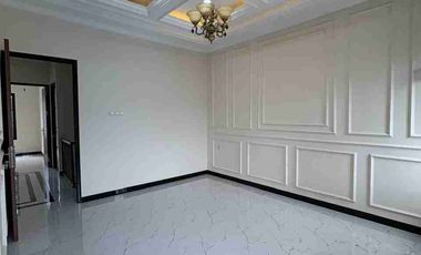 Rumah mewah 2 Lantai luas tanah besar Lokasi Grand depok City dekat alun alun