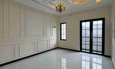 Rumah mewah 2 Lantai luas tanah besar Lokasi Grand depok City dekat alun alun