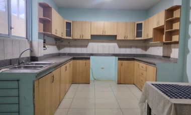 Casa de venta en la Urbanización Belo Horizonte, Vía a la Costa, Guayaquil.