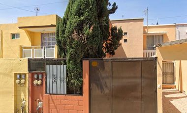 Casa en venta en Hacienda Cuautitlan, Cuautitlán, Estado de México JP1