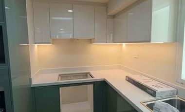 4 bedrooms Newly renovated in Forbes Tower