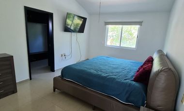 Renta casa en Residencial Club Real