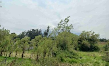 Hermoso terreno plano área de 1.900 metros Urbano con agua de riego en cotacachi Imbabura Ecuador