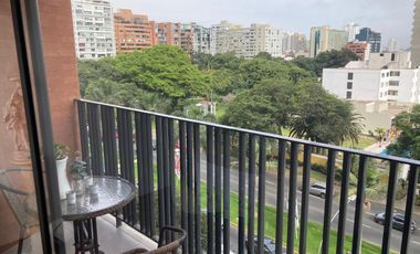 Vendo departamento de 137 m2, 3 Dorm. y dos cocheras en Av Javier Prado Oeste, San Isidro