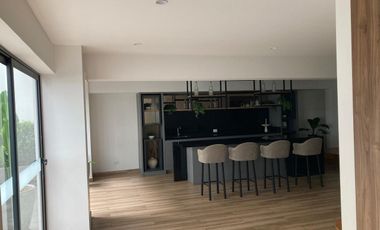 Vendo departamento de 137 m2, 3 Dorm. y dos cocheras en Av Javier Prado Oeste, San Isidro