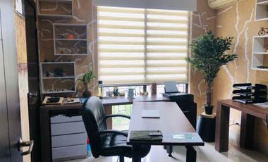 Venta Casa en Samborondón Urbanización Terrasol - C377