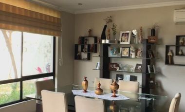 Venta Casa en Samborondón Urbanización Terrasol - C377