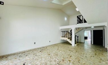 CASA EN VENTA TOTALMENTE REMODELADA EN AZCAPOTZALCO