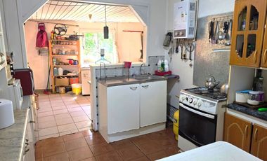 Los Molinos, Casa y 2 Cabañas $175.000.00.