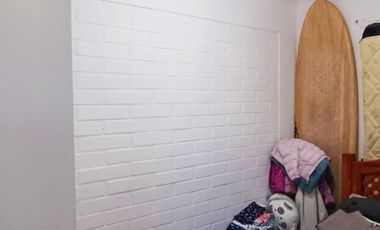 Arriendo casa de tres dormitorios en centro de Curacavi