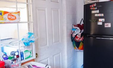 Arriendo casa de tres dormitorios en centro de Curacavi