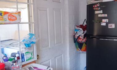 Arriendo casa de tres dormitorios en centro de Curacavi