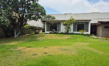 SURCO VENTA CASA COMO TERRENO 1253 M2