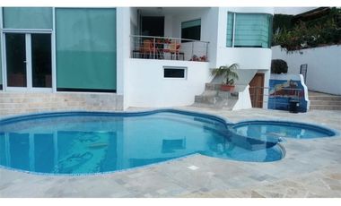 Venta de Casa en Urbanización Privada Manta