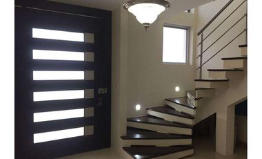 Venta de Casa Amoblada Zona Sur de Manta