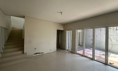 Sewa Kontrakan Rumah di Royal Residence Harga Murah Dekat Citraland Surabaya Barat Tahunan Perumahan Per 2026 Dibawah 85 Juta