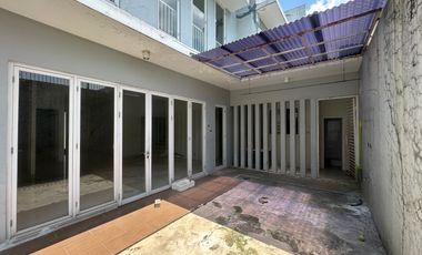 Sewa Kontrakan Rumah di Royal Residence Harga Murah Dekat Citraland Surabaya Barat Tahunan Perumahan Per 2026 Dibawah 85 Juta