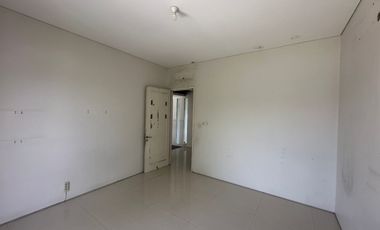 Sewa Kontrakan Rumah di Royal Residence Harga Murah Dekat Citraland Surabaya Barat Tahunan Perumahan Per 2026 Dibawah 85 Juta
