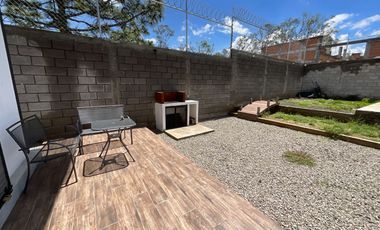 Se renta Lotf Amueblado una recamara dos niveles construidos en Jesús del Monte Altozano