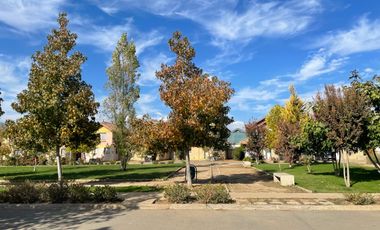 CASA EN ARRIENDO - CONDOMINIO PORTAL DE MACHALÍ