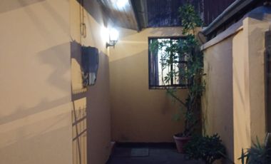 Casa en venta 4 dormitorios 2 baños comuna El Bosque, condominio cerrado