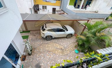 Urb. Priv. San Marino Casa #2