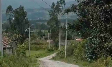 terreno plano área de 2.800 metros en patalanga otavalo Imbabura Ecuador