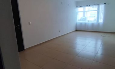 Renta de departamento en Querétaro Colinas del Santuario en planta baja