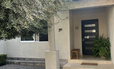 Renta casa amueblada de 1 piso en Jurica