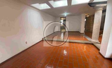 CASA EN RENTA