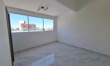 Casa Comercial en Venta El Mirador Puebla, 5 Recámaras, Ideal para Oficinas o Clínica.