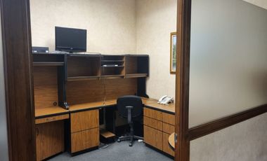 Plaza Delphi, oficinas de lujo amuebladas 100 mts2 2 baños