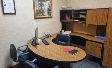 Plaza Delphi, oficinas de lujo amuebladas 100 mts2 2 baños