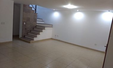 Casa en Renta Fracc Bosque del Paraiso, cerca del  la Clinica 3 IMSS