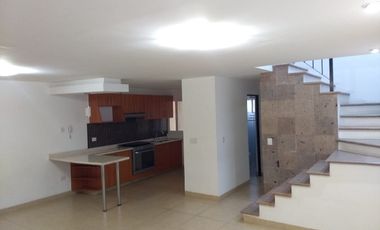 Casa en Renta Fracc Bosque del Paraiso, cerca del  la Clinica 3 IMSS