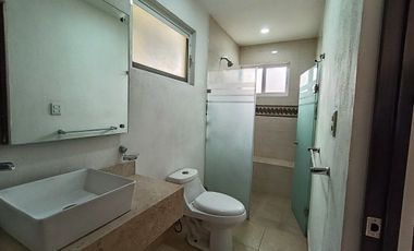 Casa en Renta Fracc Bosque del Paraiso, cerca del  la Clinica 3 IMSS