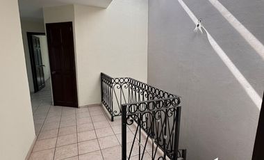 CASA EN VENTA CERCA DE LA CIMA DE ZAPOPAN CON 4 RECAMARAS