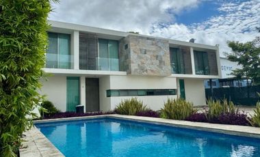 🏡✨ ¡ CASA AMUEBLADA EN RENTA EN CIUDAD DEL CARMEN ! ✨🏡 📍 Calle 20 A Col. Pallas