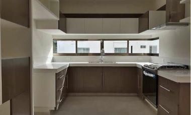 🏡✨ ¡ CASA AMUEBLADA EN RENTA EN CIUDAD DEL CARMEN ! ✨🏡 📍 Calle 20 A Col. Pallas