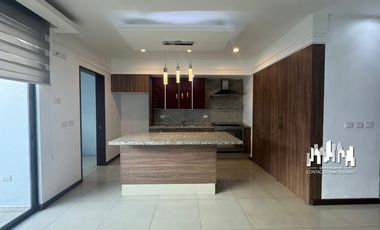 CASA EN VENTA EN LA CIMA DE ZAPOPAN CON 3 RECAMARAS