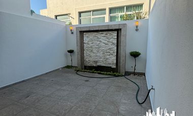 CASA EN VENTA EN LA CIMA DE ZAPOPAN CON 3 RECAMARAS
