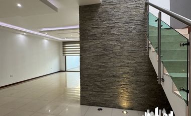 CASA EN VENTA EN LA CIMA DE ZAPOPAN CON 3 RECAMARAS