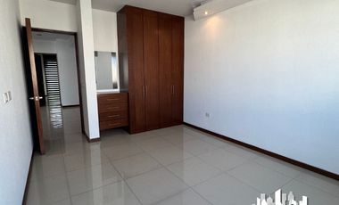 CASA EN VENTA EN LA CIMA DE ZAPOPAN CON 3 RECAMARAS