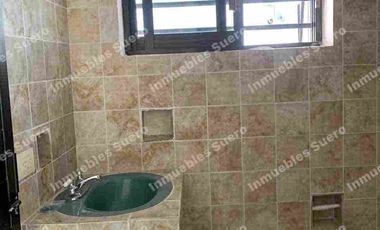 Av. Miguel Aleman,  rento Departamento 2 recámaras